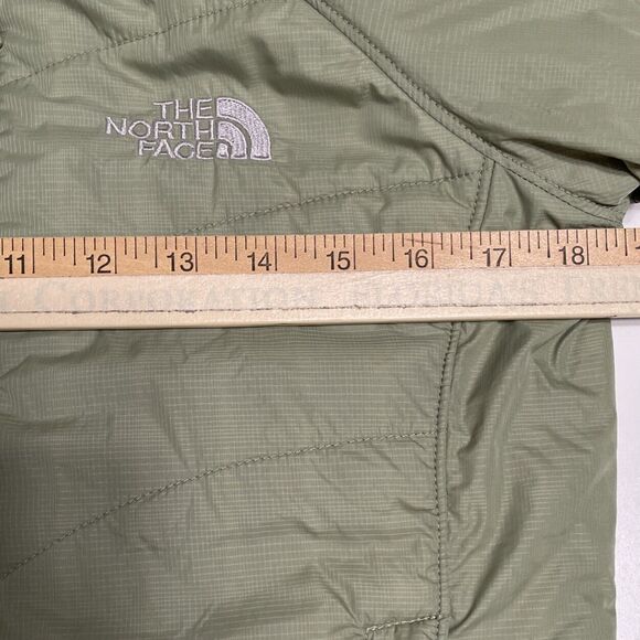 The North Face Small Women’s Puffer Coat Full Zip Jacket Sage Green Primaloft - Picture 9 of 12